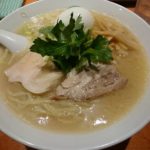 無化調と自家製麺にこだわる六感堂