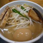 この辺では有名な味噌ラーメン屋