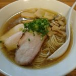 土曜夜と日曜のみ営業で毎週異なる限定ラーメンを提供する磯部水産