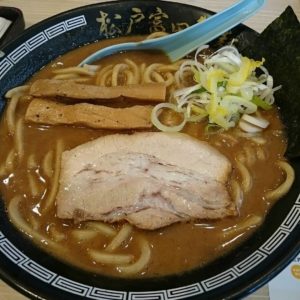 木更津アウトレットでとみ田の中華そば