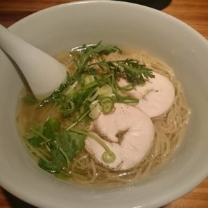 国分寺で夜遅くまでやってるうまいラーメン屋発見