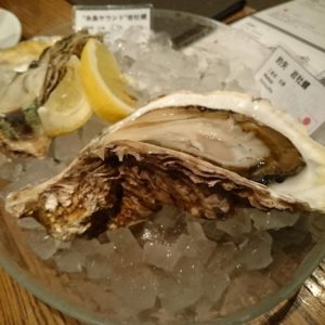 昨日は生牡蠣スタートからののど黒屋からの〆で一蘭