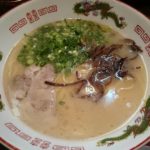 寿司とダーツを堪能し、締めに中洲屋台