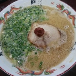 味を選べるシステムも味の方向性も一蘭に似てた