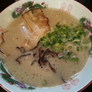 今日は小倉南区で行列のできる人気ラーメン屋
