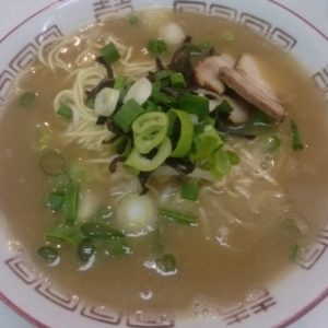 遠賀の方まで車を走らせがんこもんラーメンへ