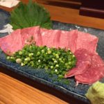 福岡の超有名焼肉店たんかの２号店でタン刺しを食す