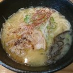 朝まで飲んだ次の日の昼飯はラーメンに限る