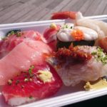 新鮮かつでかいネタが特徴の唐戸市場