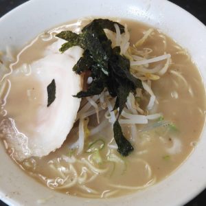 昨日は久しぶりにラーメン1日2杯をキメてしまった